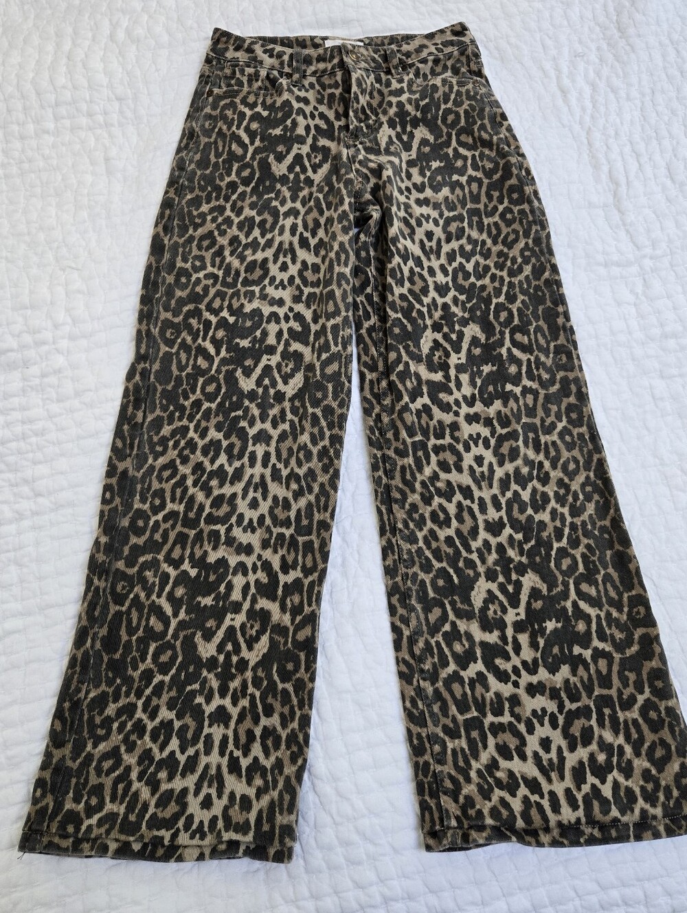 Cali 1850 Leopard Print Wide-Leg Jeans